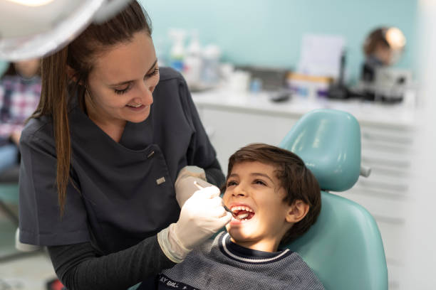 Best Emergency Treatment for Dental Infections or Abscesses in Wauregan, CT